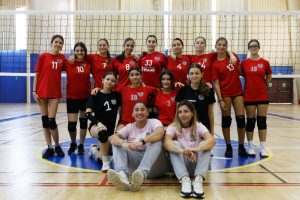 IBIZA. ES VIVER. COR PITIUS CADETE VS LA TRIBU.